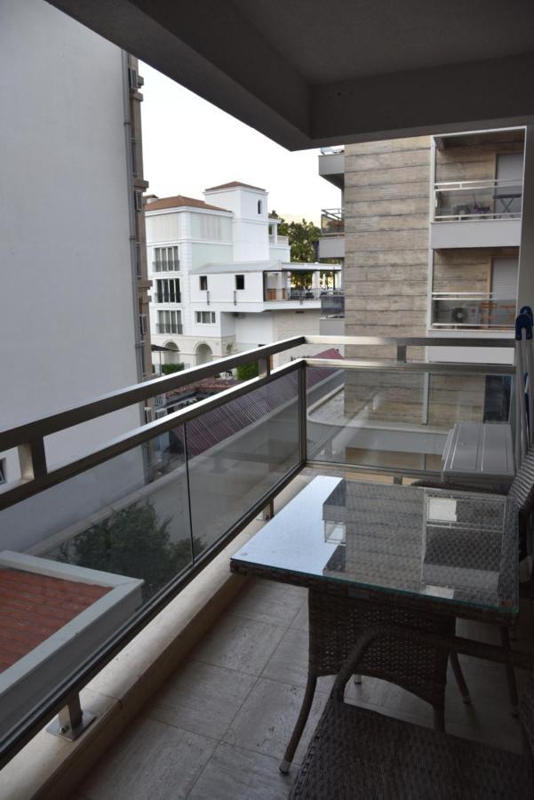 Apartment Lux Fontana Budva Exterior foto