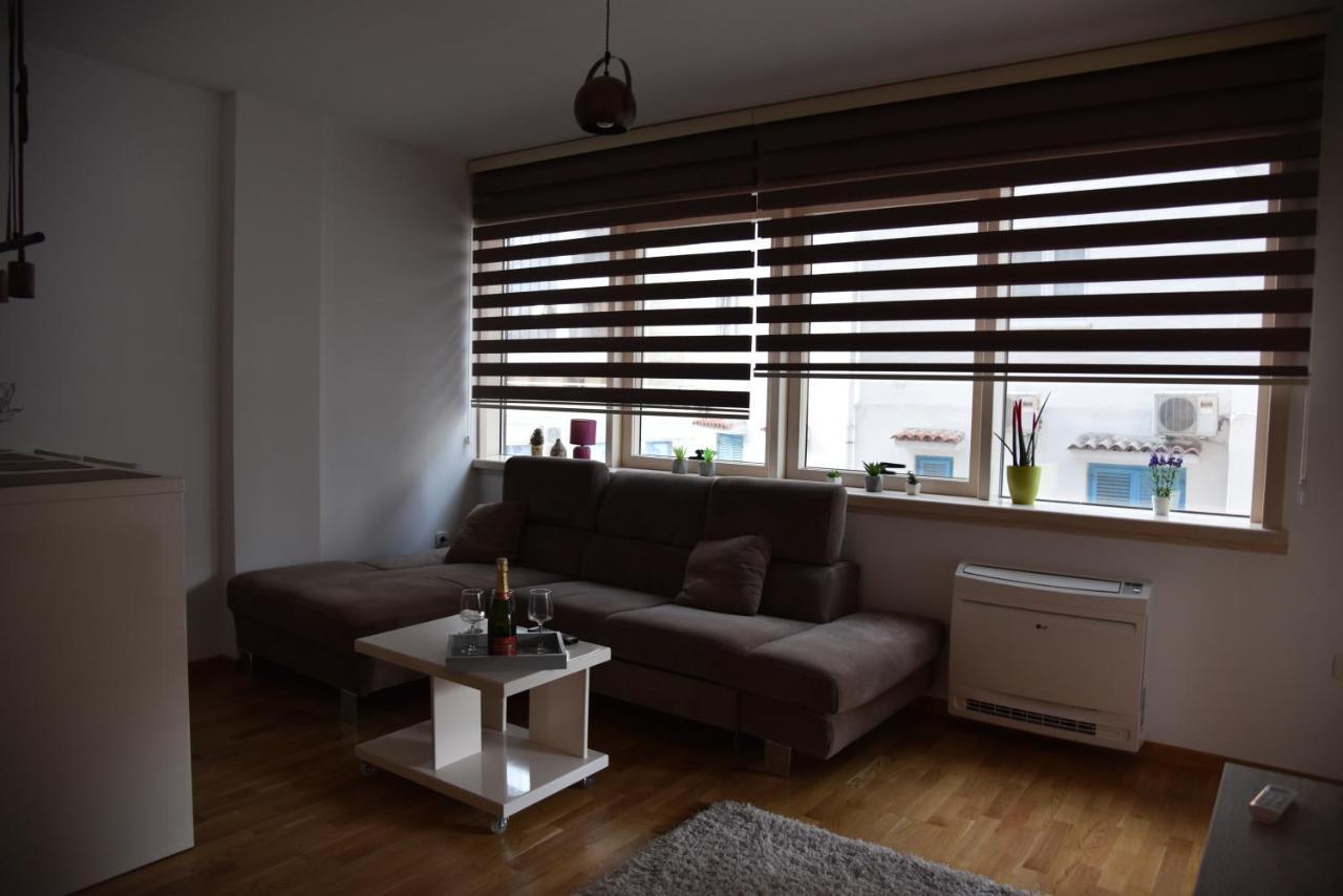 Apartment Lux Fontana Budva Exterior foto